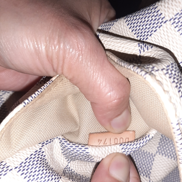 LV AZUR - Picture 8 of 16